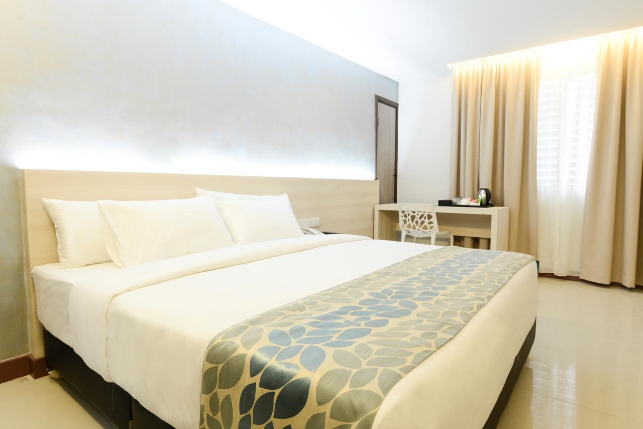 Samudra Hotel Kuching Ngoại thất bức ảnh