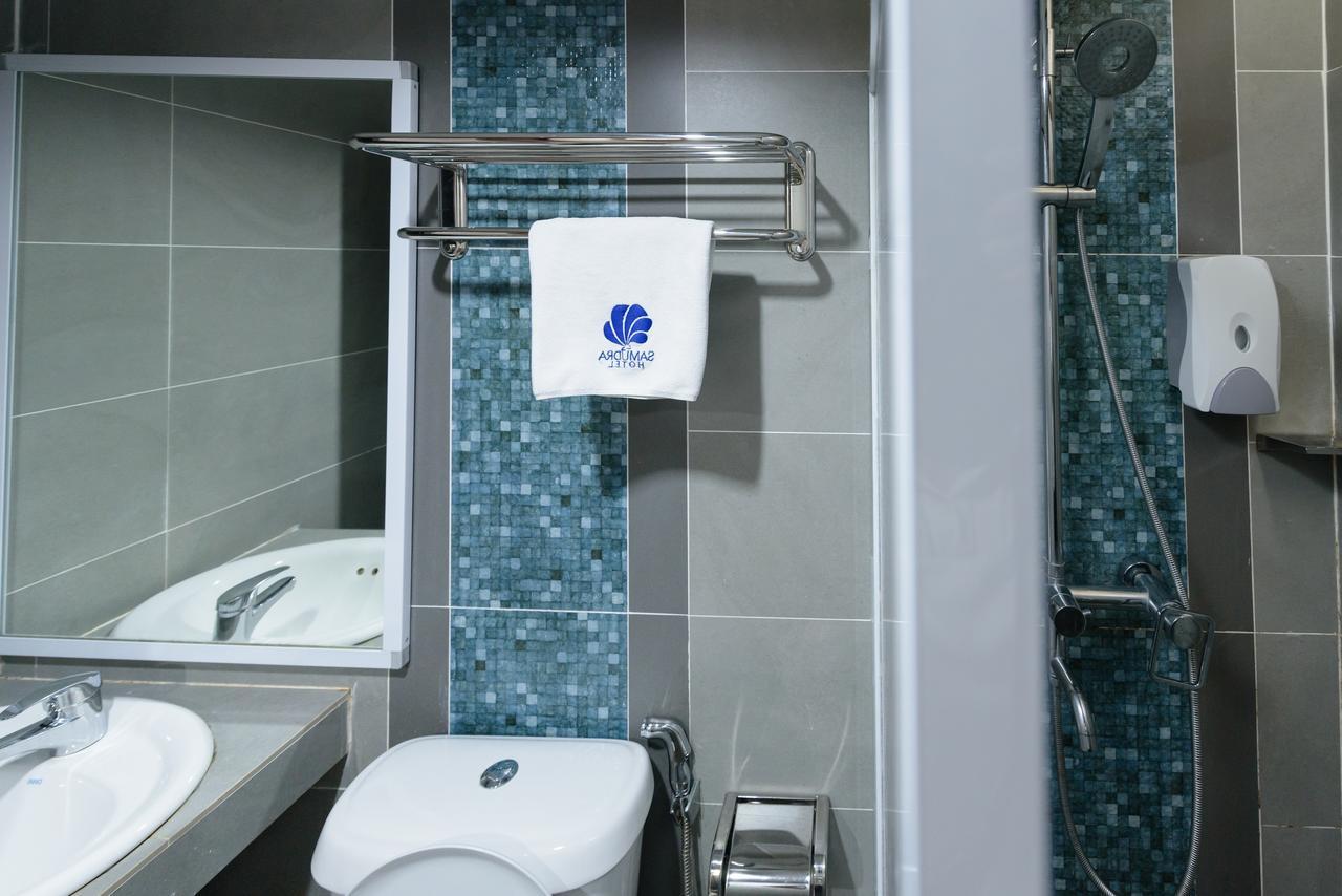 Samudra Hotel Kuching Ngoại thất bức ảnh