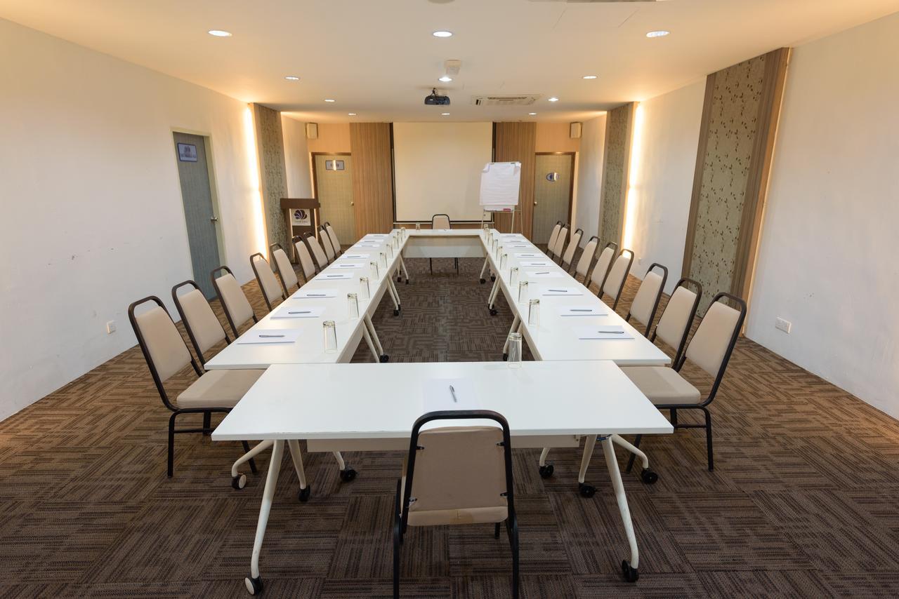 Samudra Hotel Kuching Ngoại thất bức ảnh